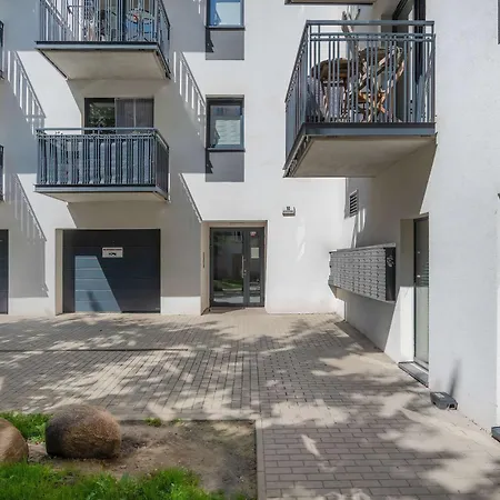 Tasteful Near Centennial Hall By Renters Wrocław