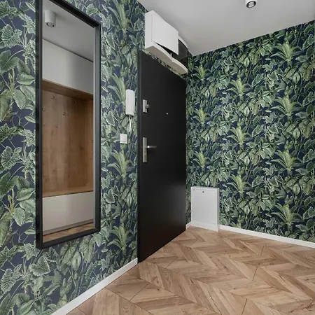 Tasteful Near Centennial Hall By Renters Appartement *